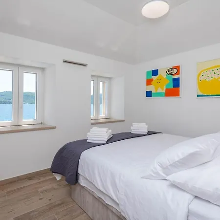 Villa Beautiful Diamond Sea Kuciste